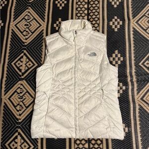 The North Face Women's Ivory Quilted Vest. Puffer size medium.